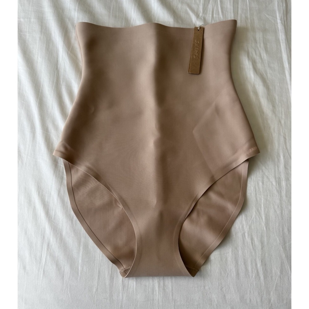 New SKIMS Body Seamless Sculpting High Waisted Brief Shapewear Nude Clay Size XL